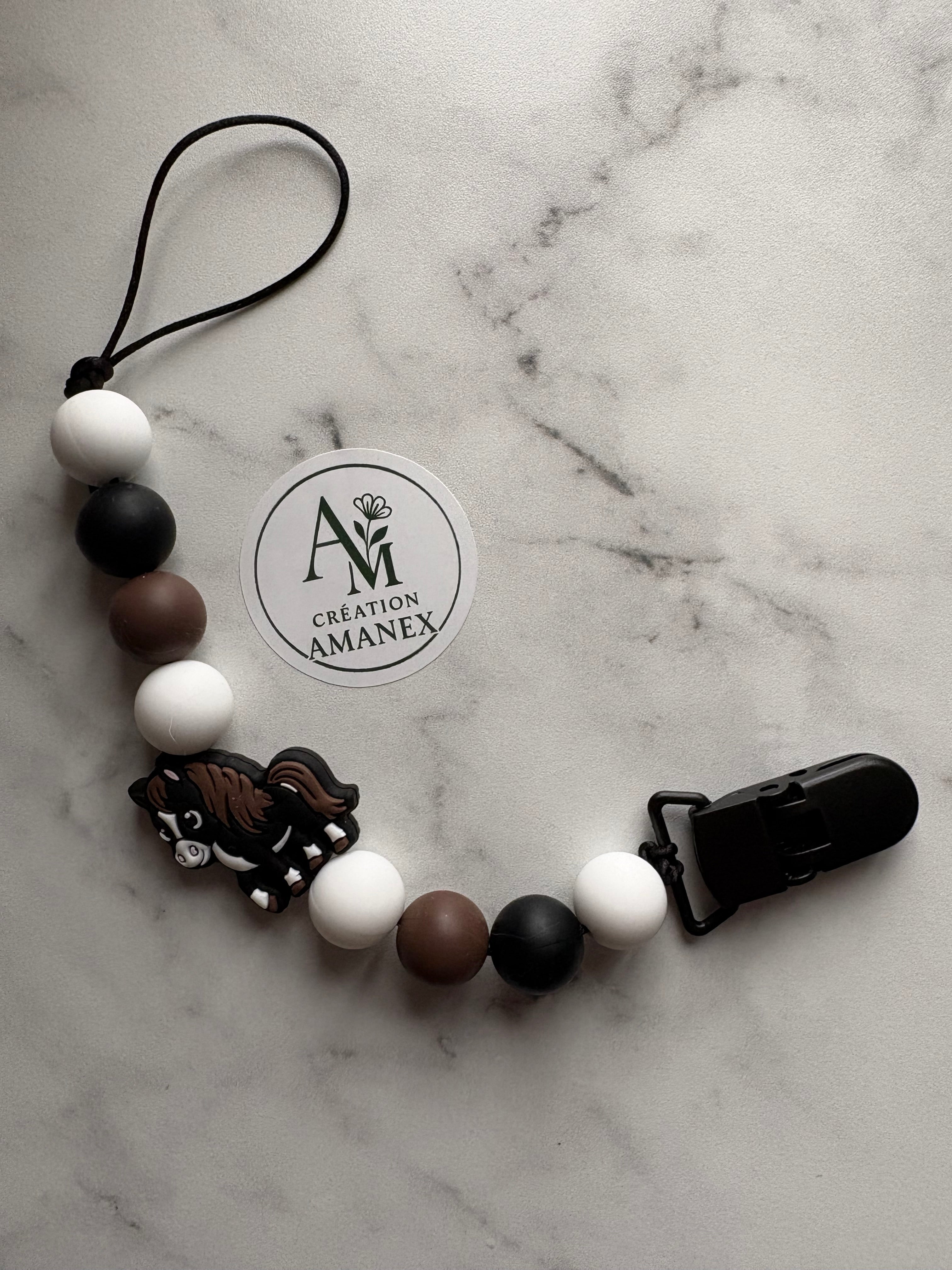 Attache suce cheval noir