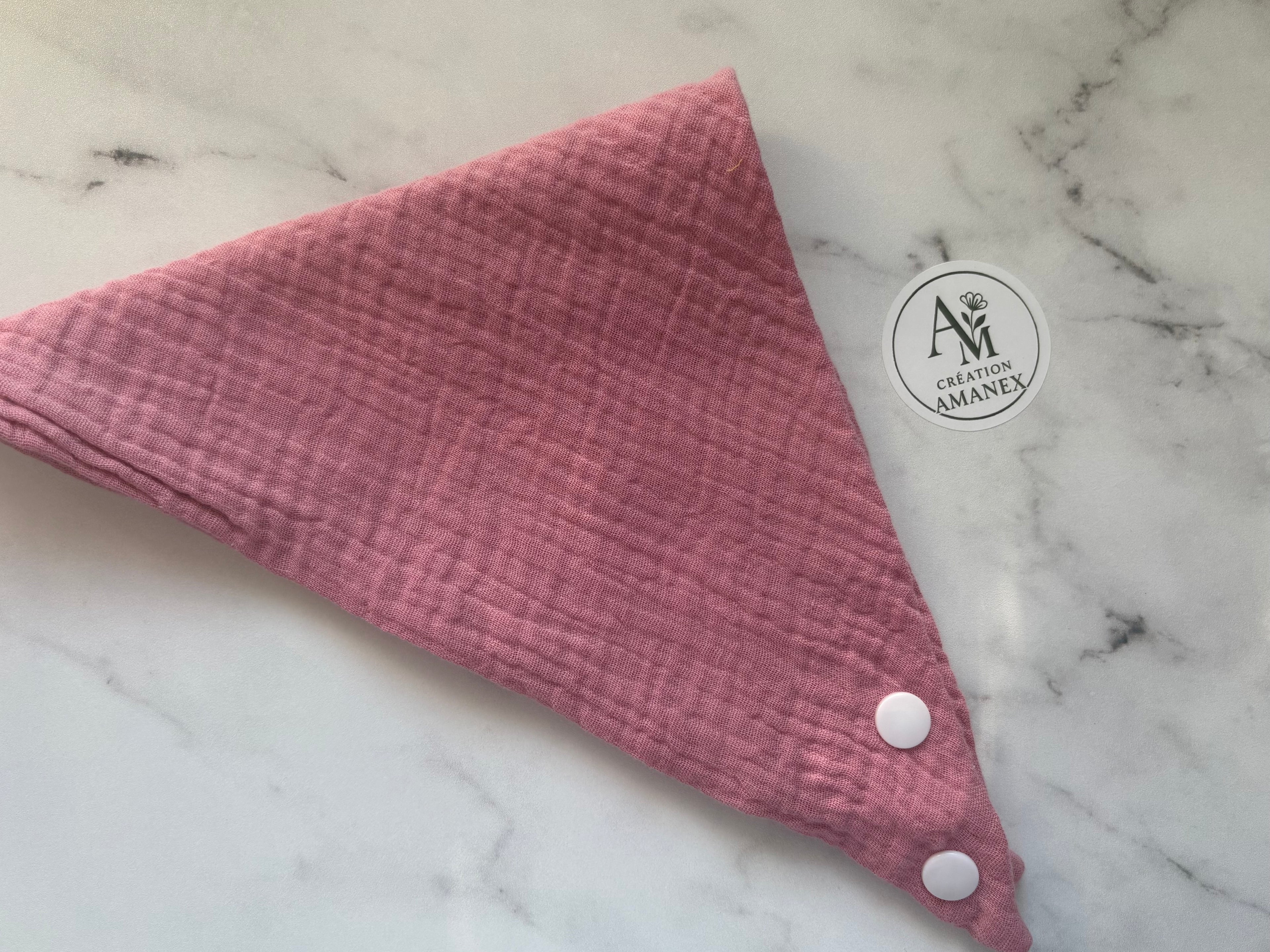 Bavoir en coton uni rose foncé